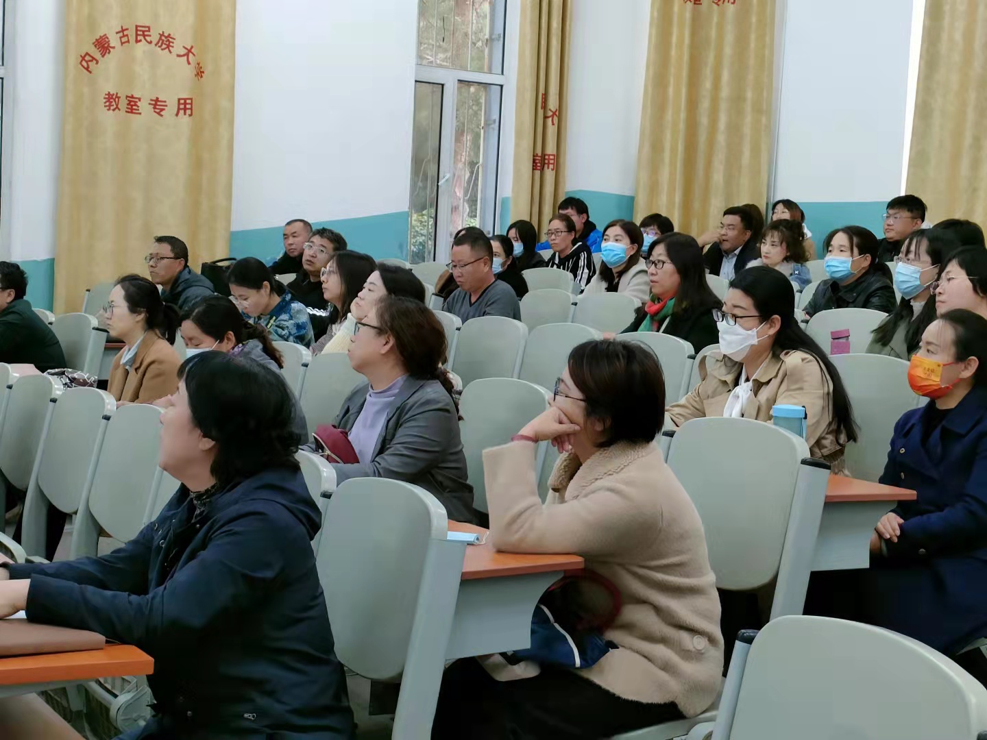 会场.jpg
