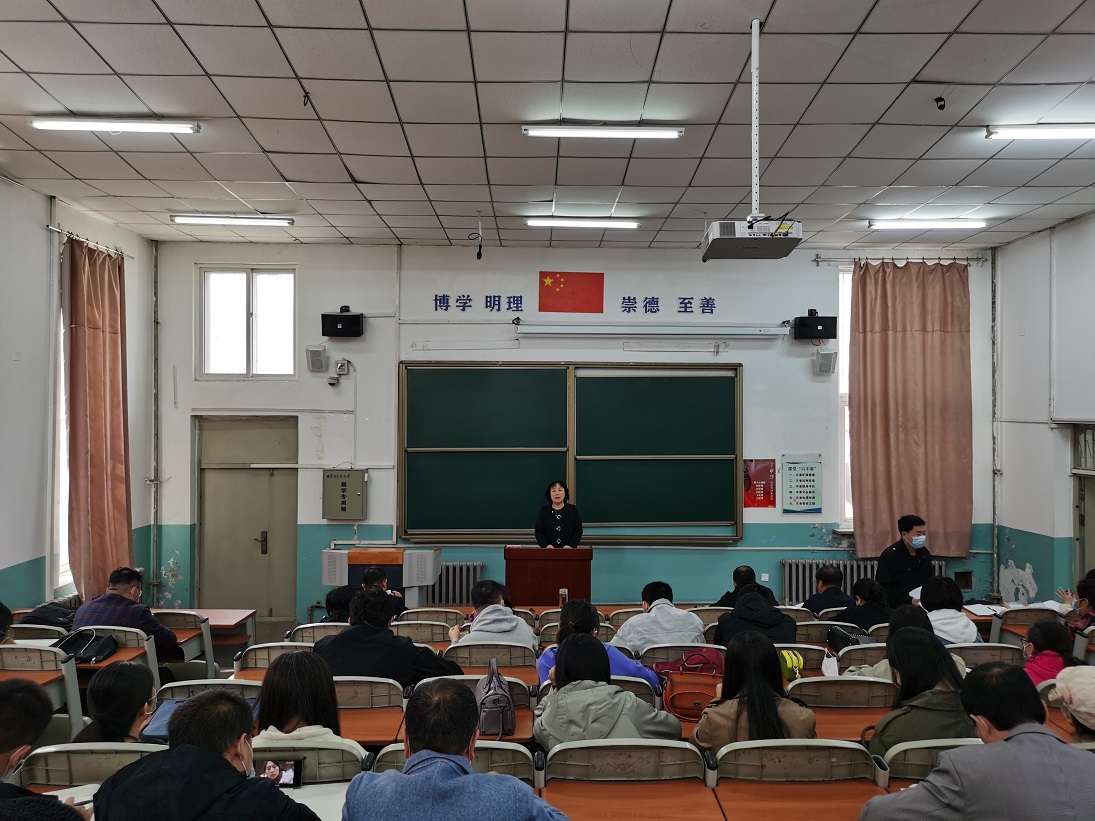 1.都春霞书记记不讲话.jpg